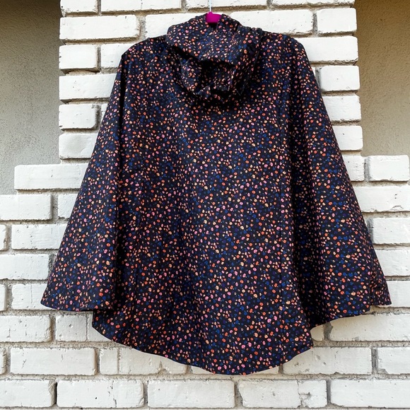 NWT Herschel Supply Company Floral Rain Poncho in Blue - Size XS/S - Picture 4 of 7